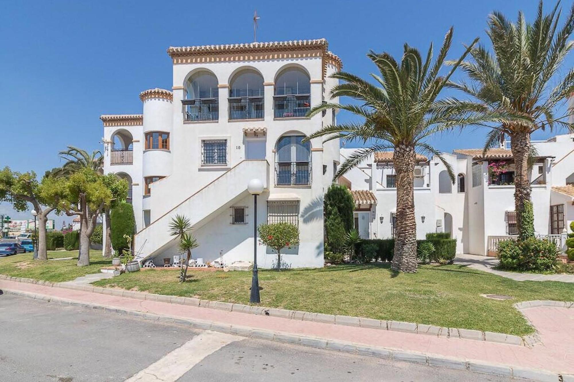 Villa Perla By The Sea à Alicante Extérieur photo